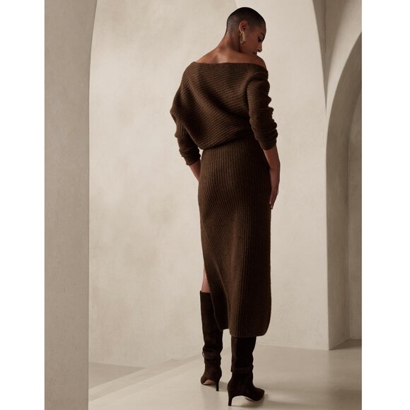 Banana Republic Dresses & Skirts - Excellent Banana Republic Sweater Dress Dark Brown Ribbed Sweater Maxi Dress XS